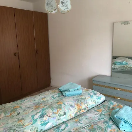 Petit Trianon 1.2 Apartman Leukerbad